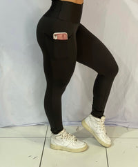Legging cintura larga com bolso na lateral
